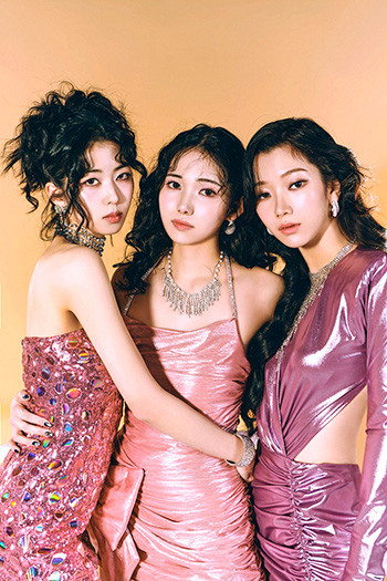 IS:SUE THE MOMENT＜#1＞